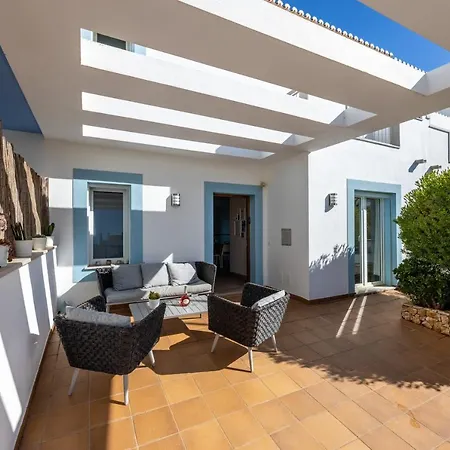 Villa Your Algarve Private Pool 5 Min Walk To Burgau